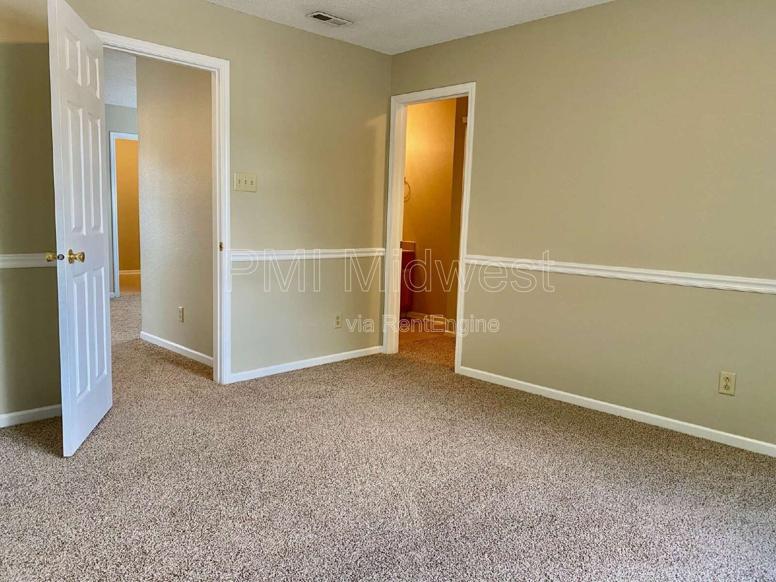 Gallery Image 36