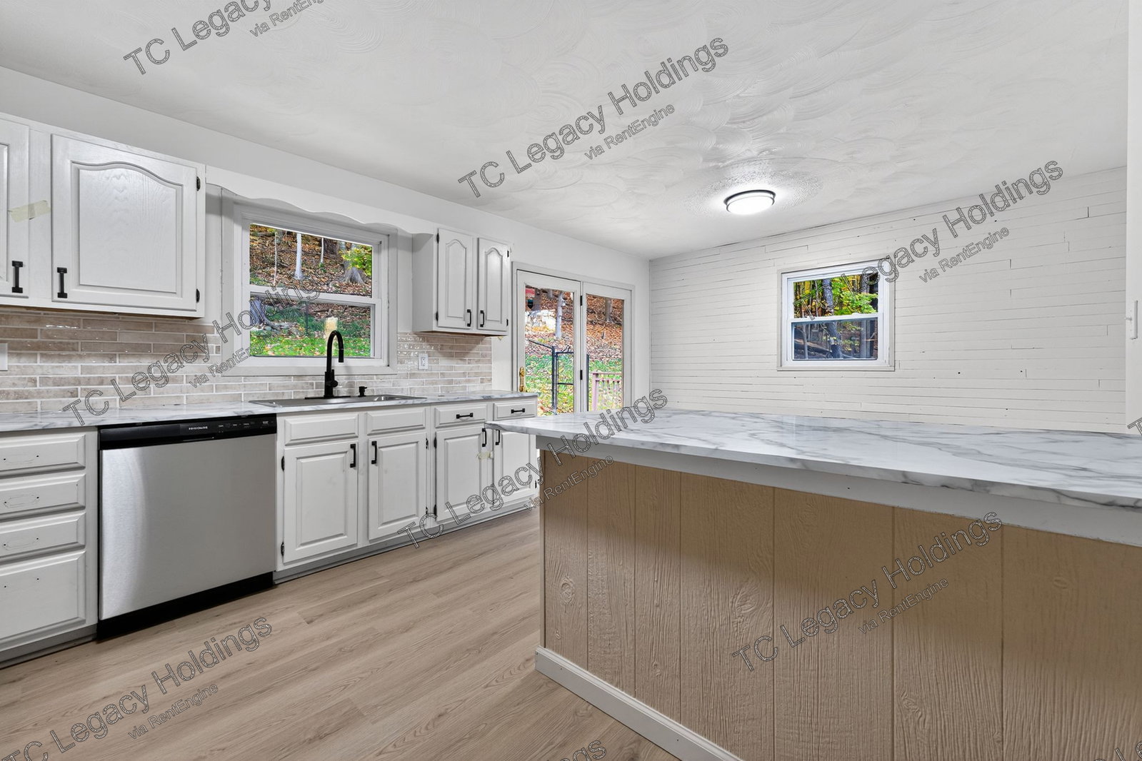 Gallery Image 15