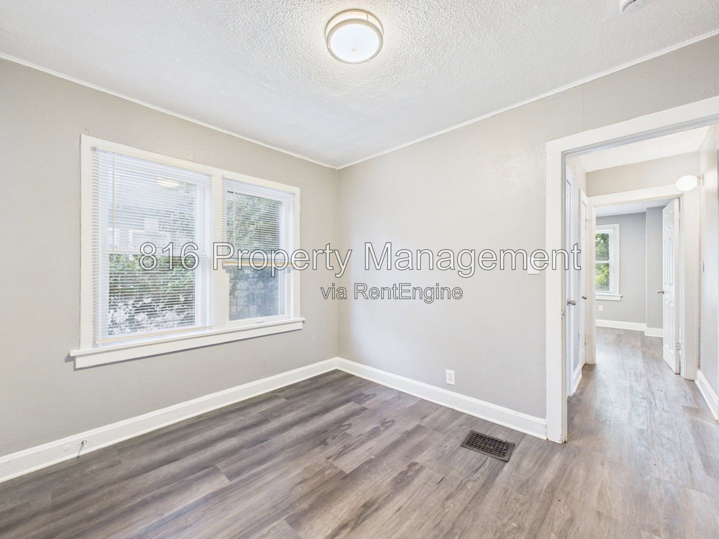Gallery Image 16