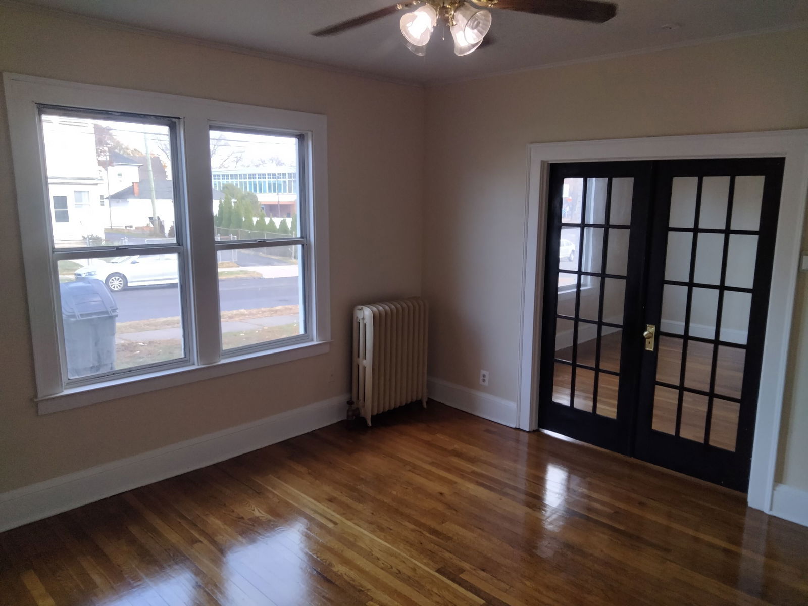 Gallery Image 0