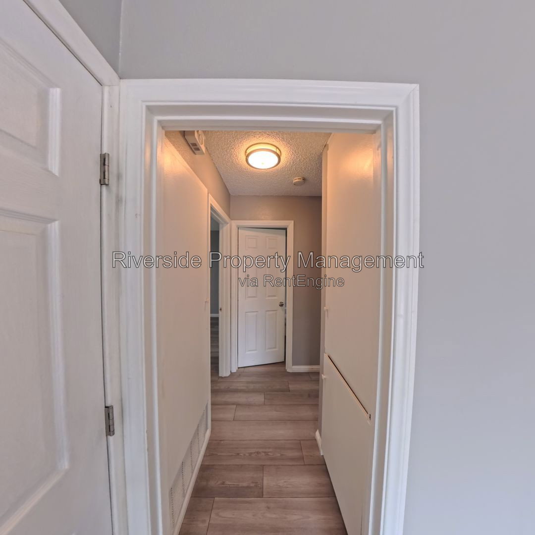 Gallery Image 16