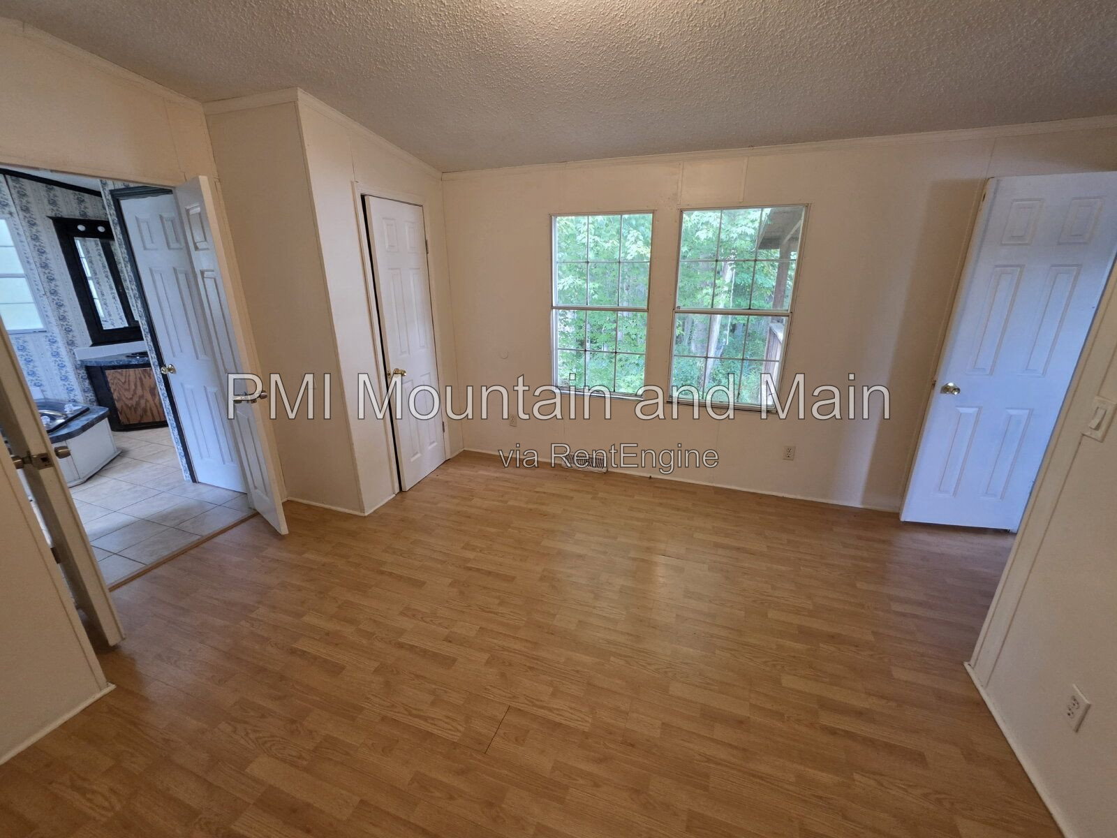 Gallery Image 14