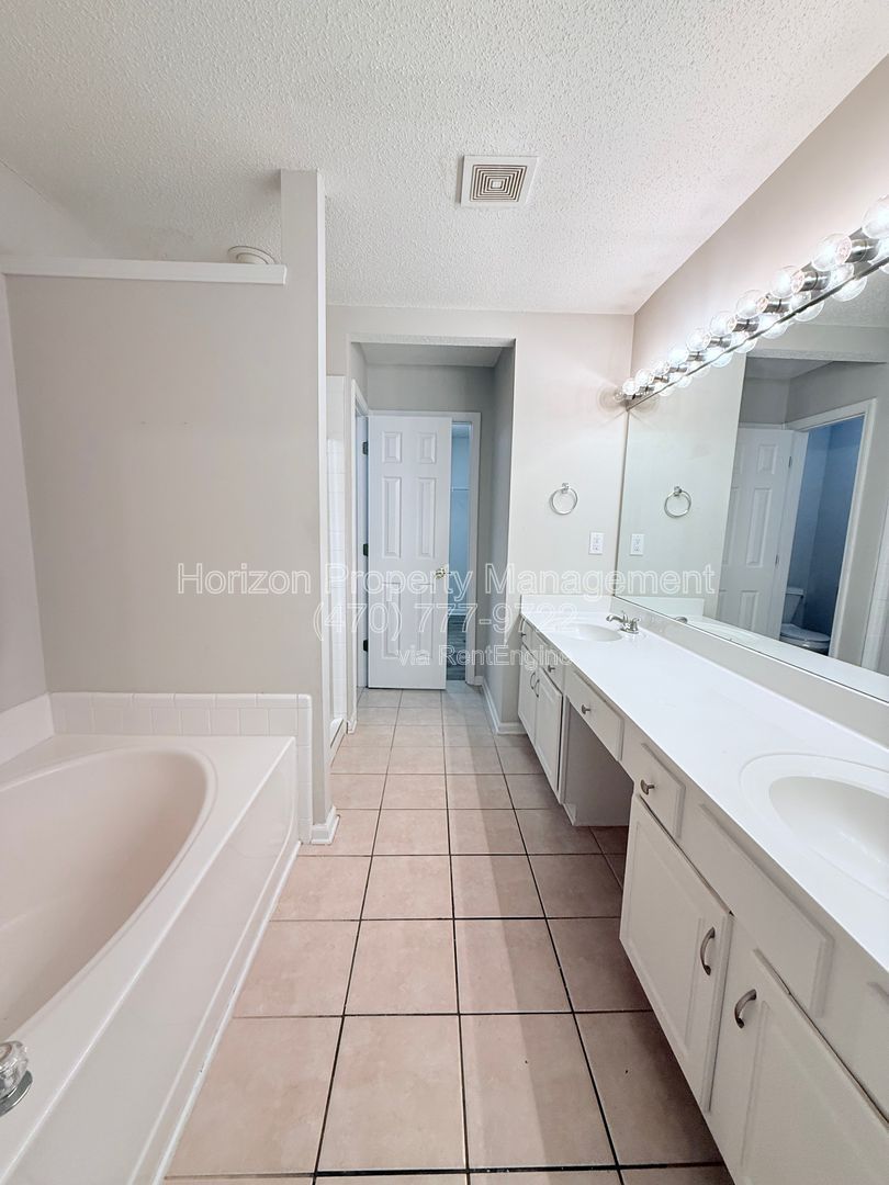 Gallery Image 11