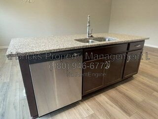 Gallery Image 16