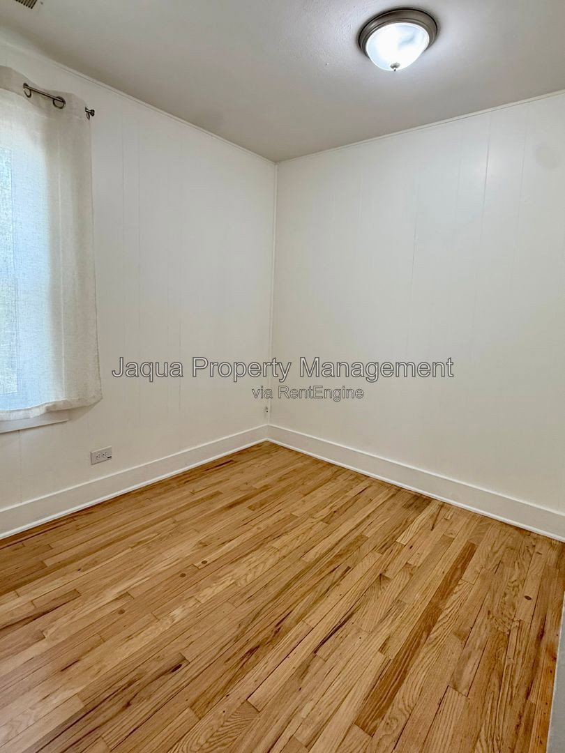 Gallery Image 9