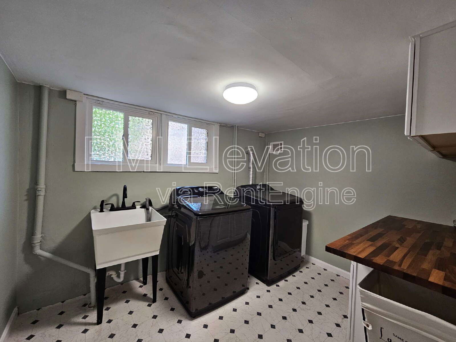 Gallery Image 16