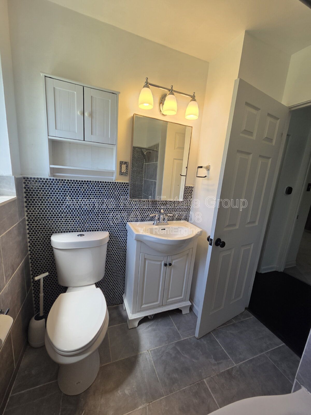 Gallery Image 12