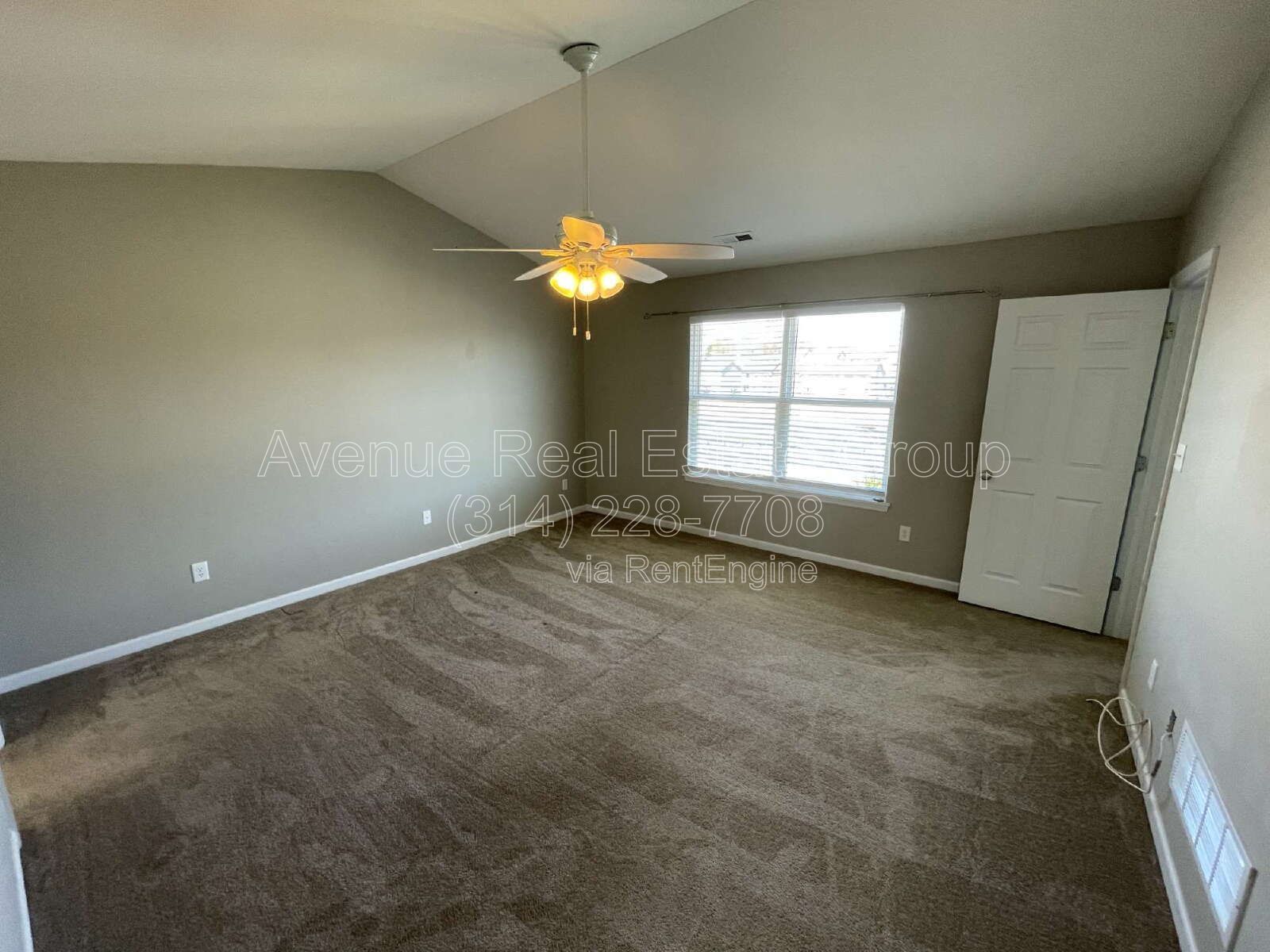 Gallery Image 16