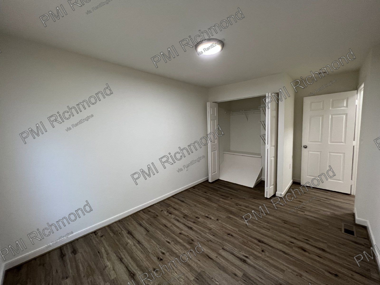 Gallery Image 19