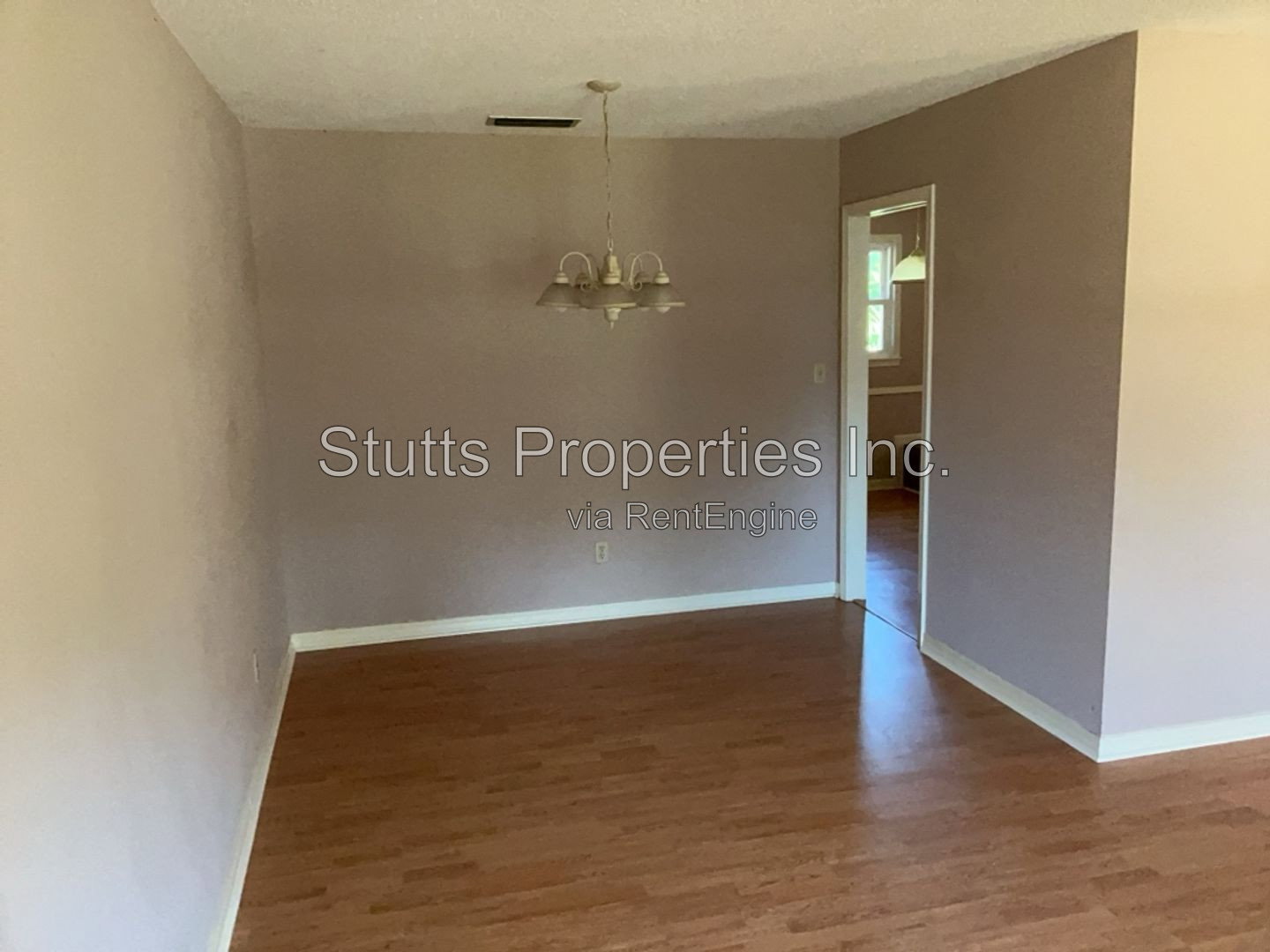 Gallery Image 16
