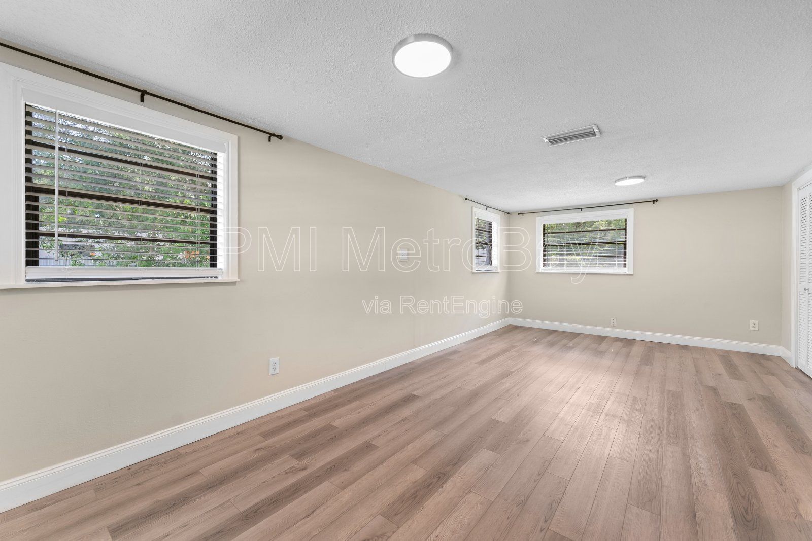 Gallery Image 25