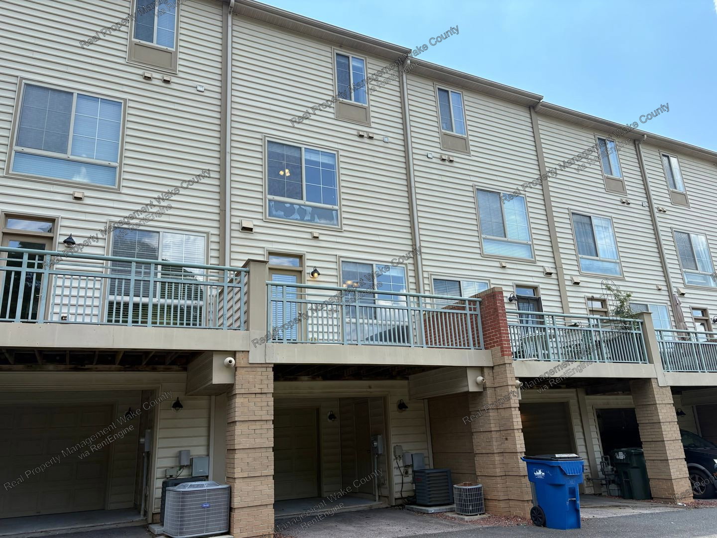 Gallery Image 15
