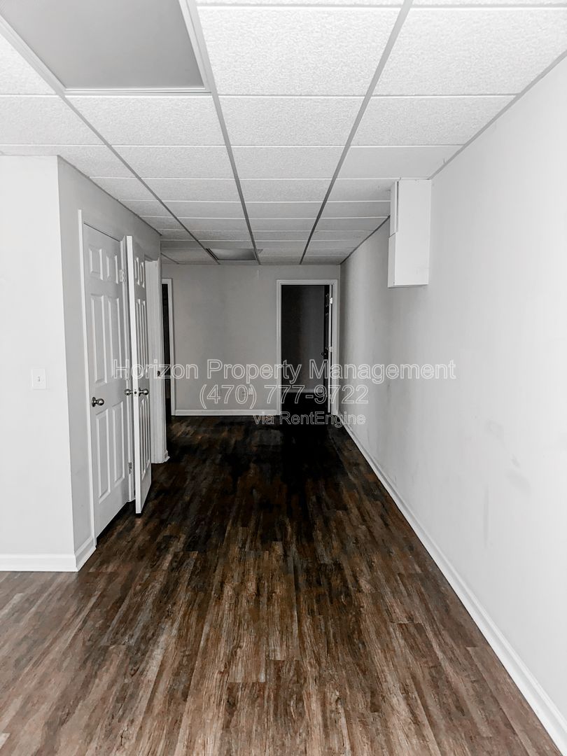 Gallery Image 18