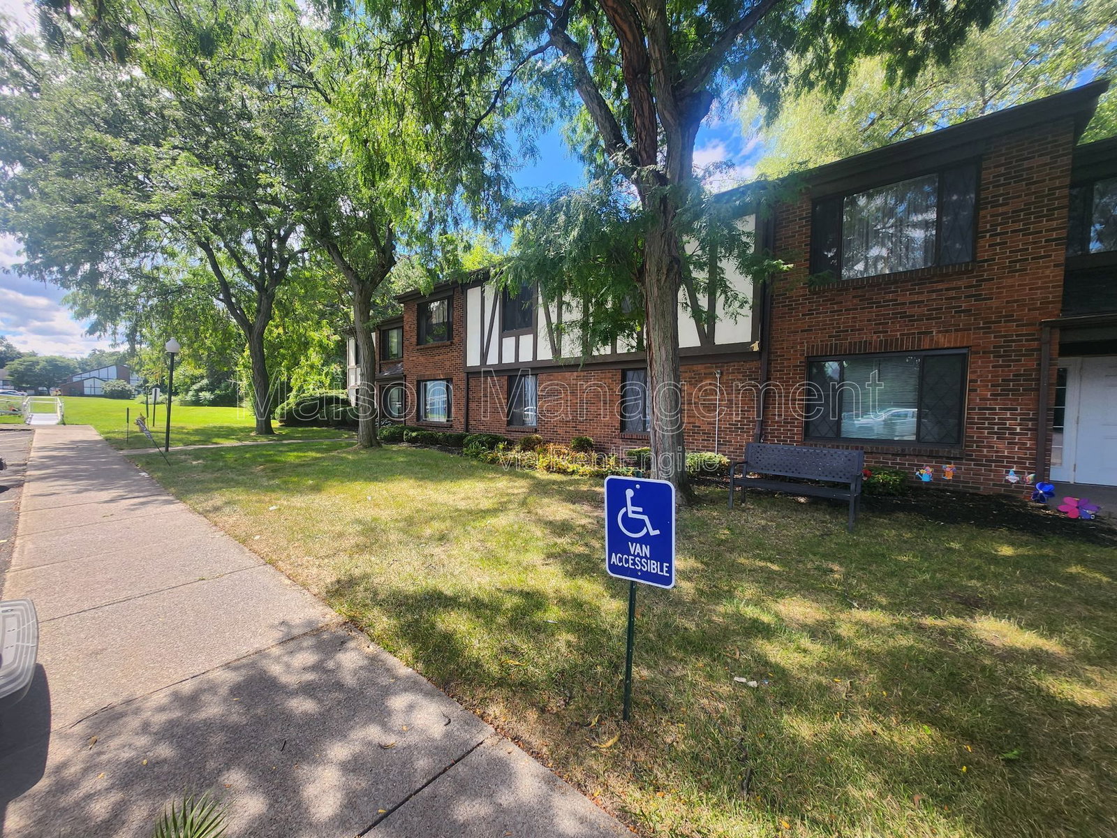 Gallery Image 16