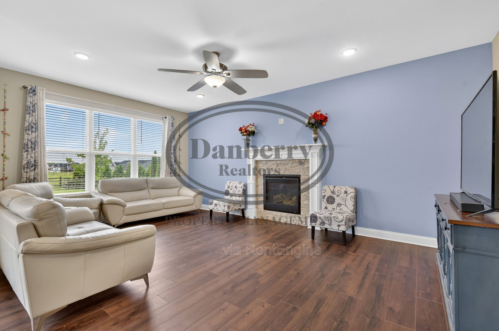 Gallery Image 6