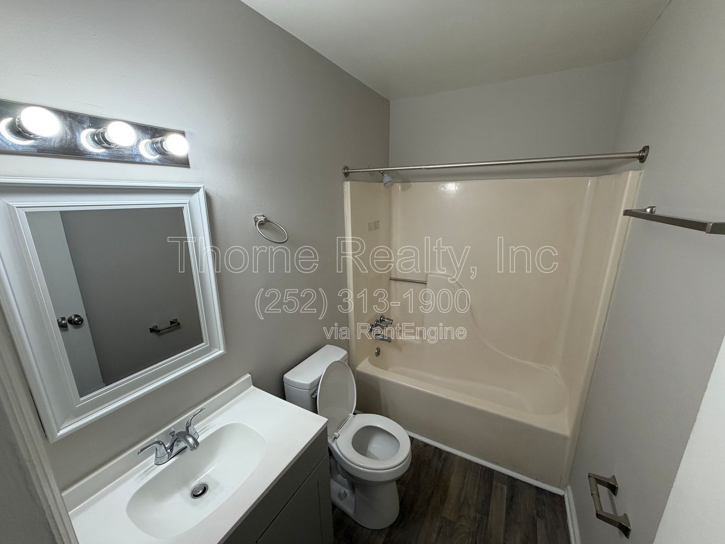 Gallery Image 18