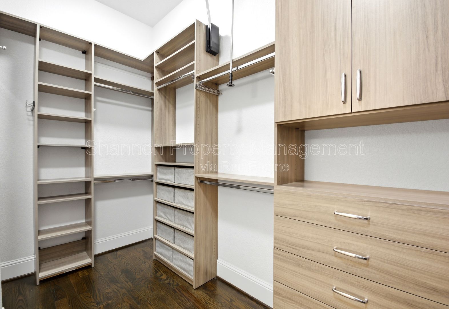 Gallery Image 17
