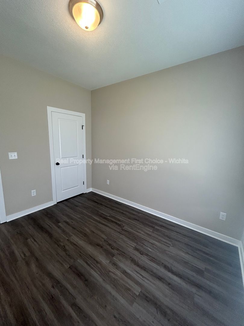 Gallery Image 20