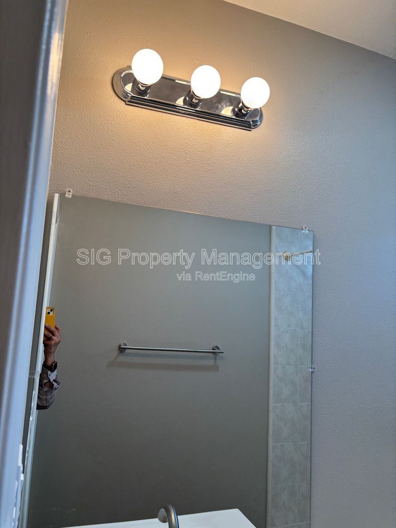 Gallery Image 22