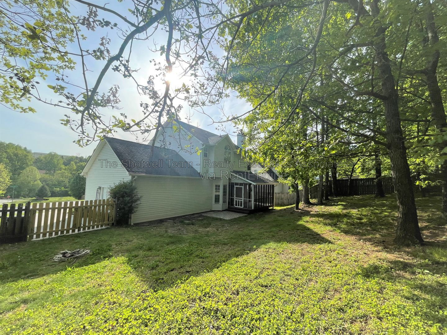Gallery Image 17