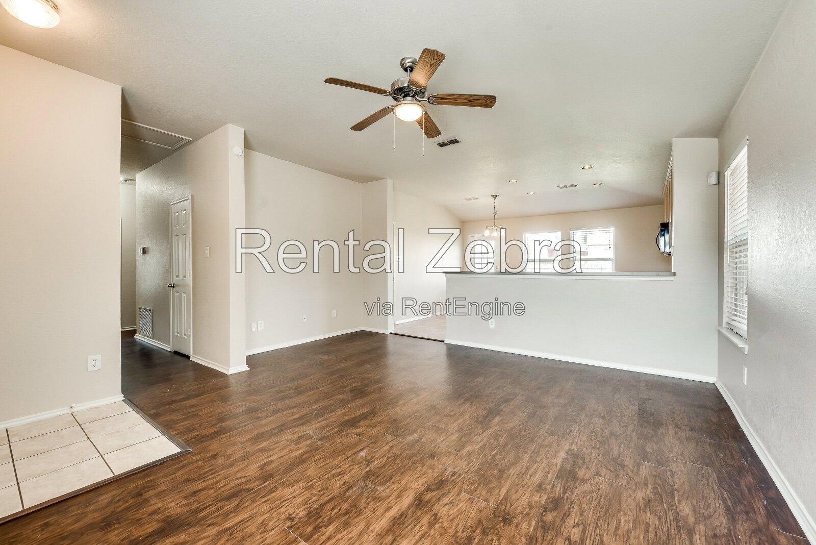 Gallery Image 0