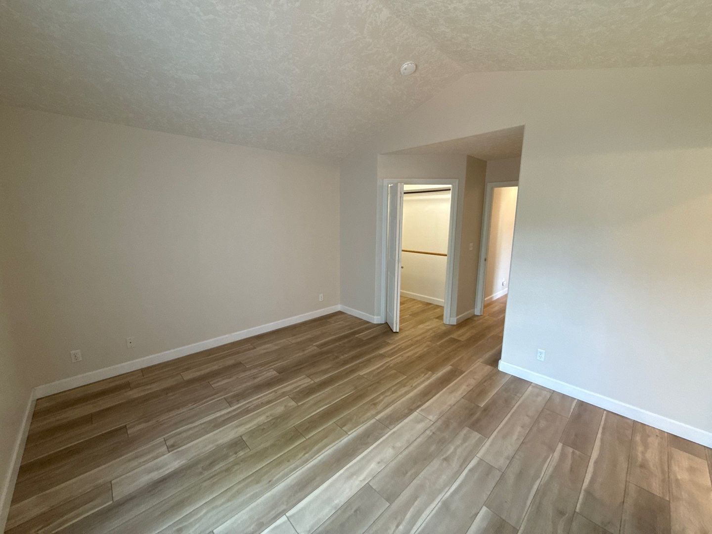 Gallery Image 16