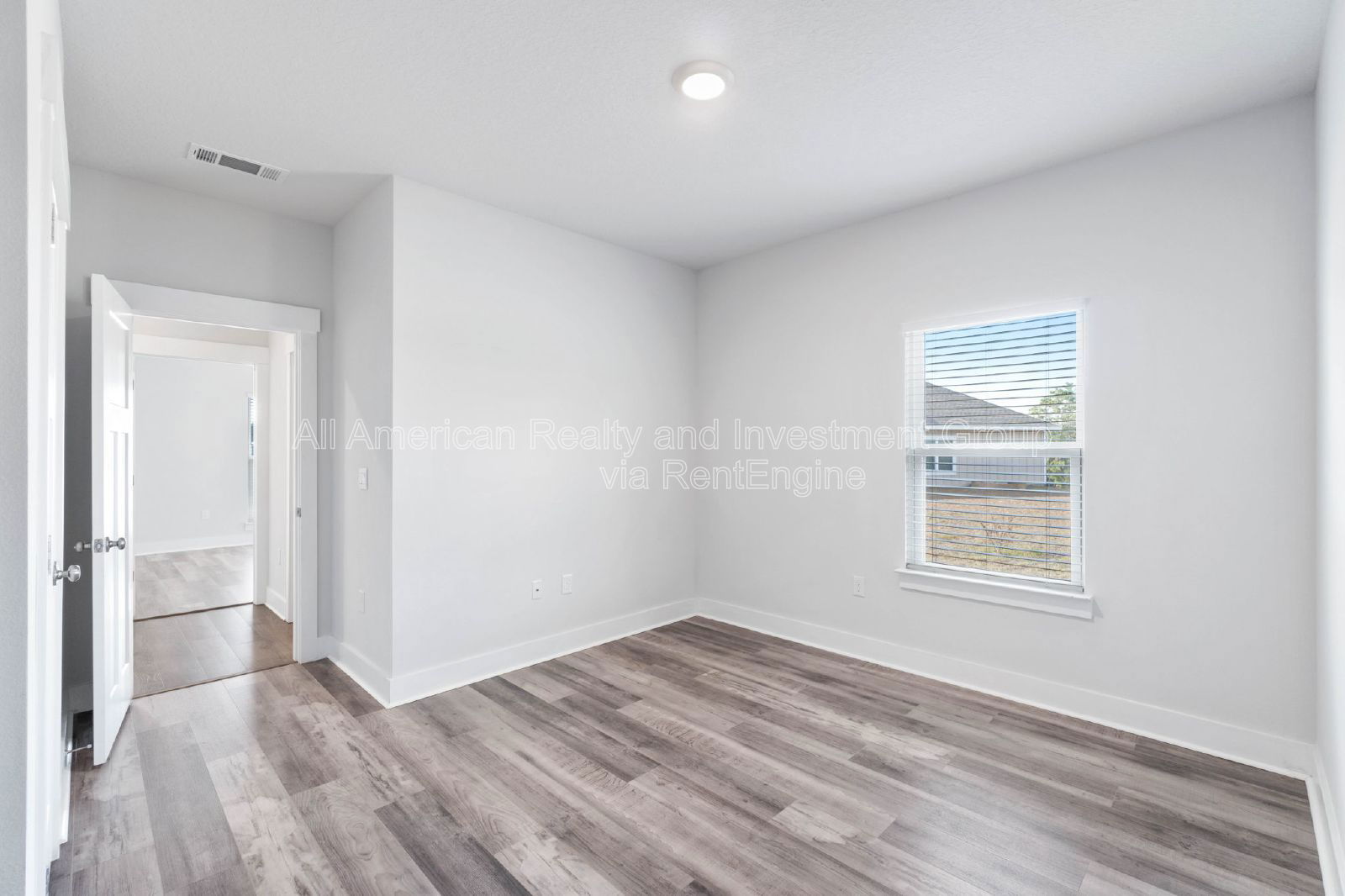 Gallery Image 16