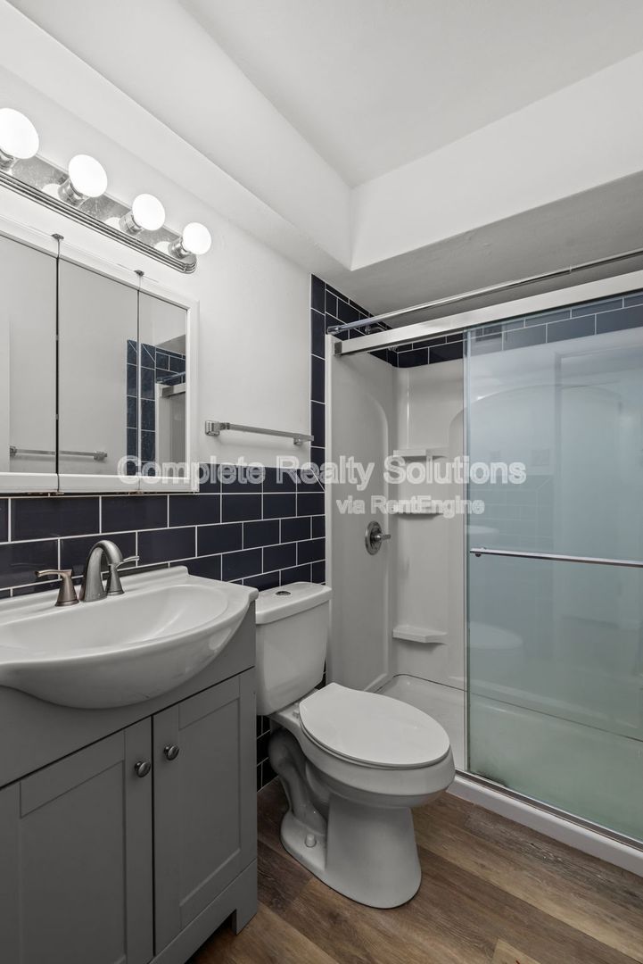 Gallery Image 22