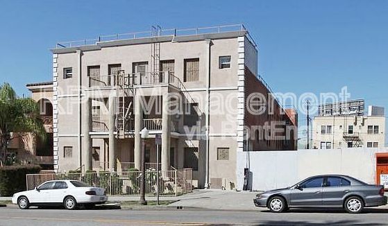 Gallery Image 0