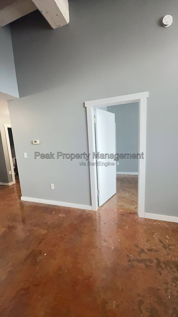 Gallery Image 6