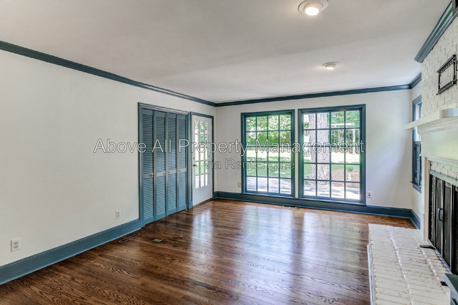 Gallery Image 19