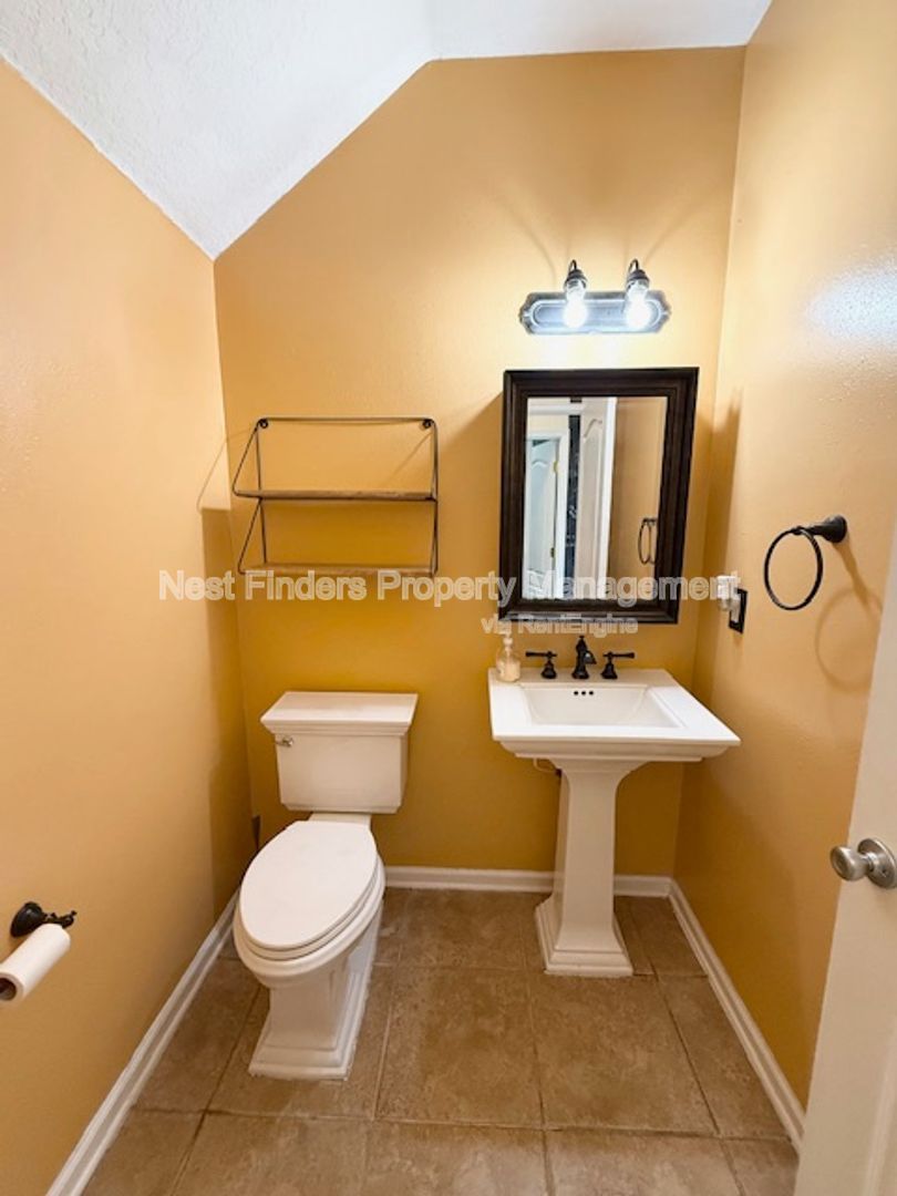 Gallery Image 15