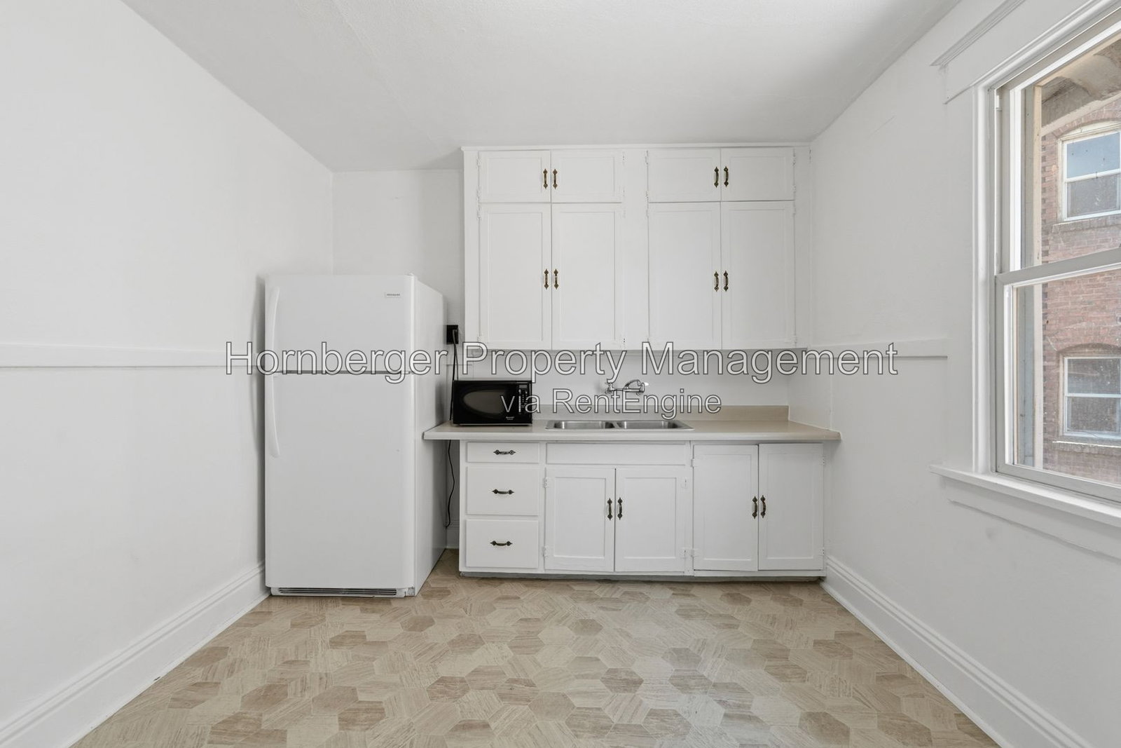 Gallery Image 0