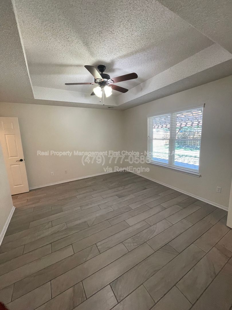 Gallery Image 16