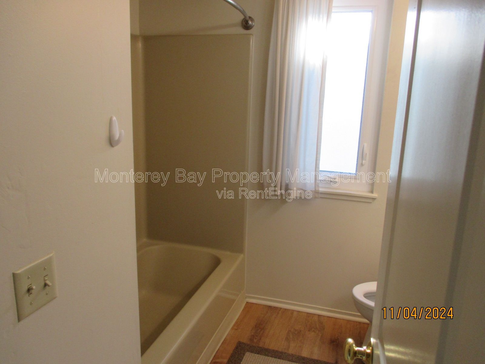 Gallery Image 16