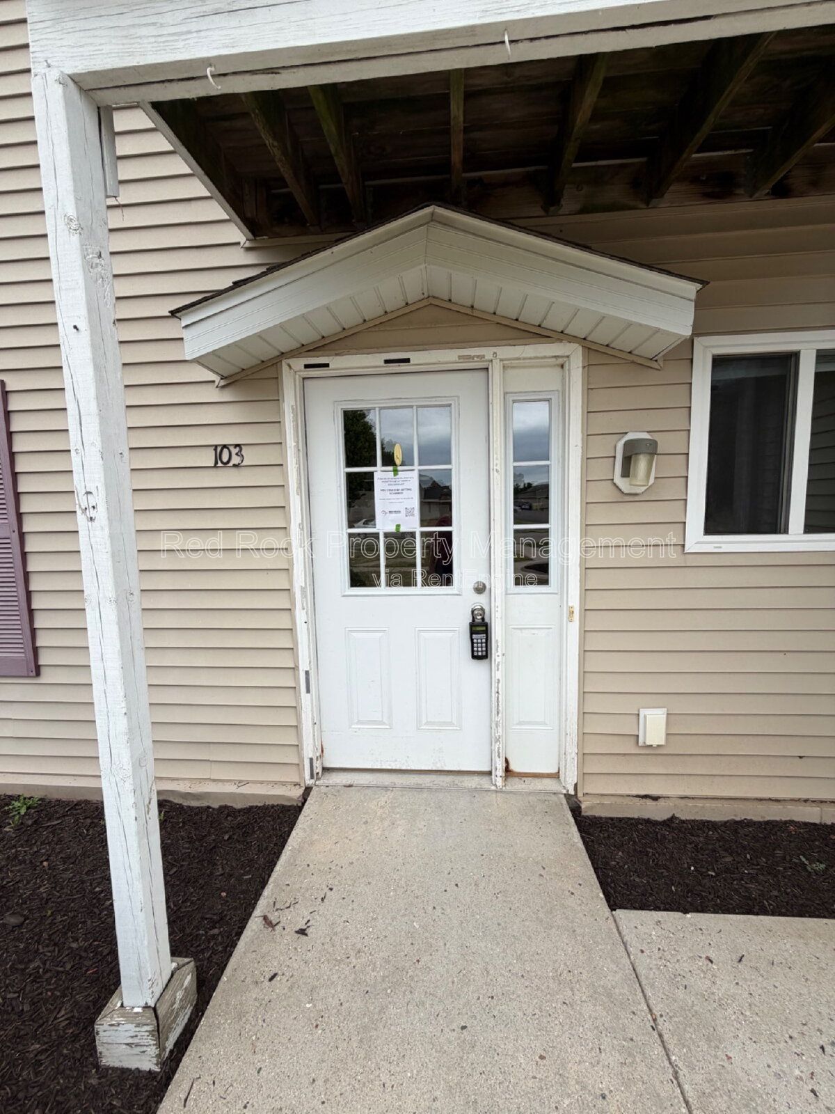 Gallery Image 0