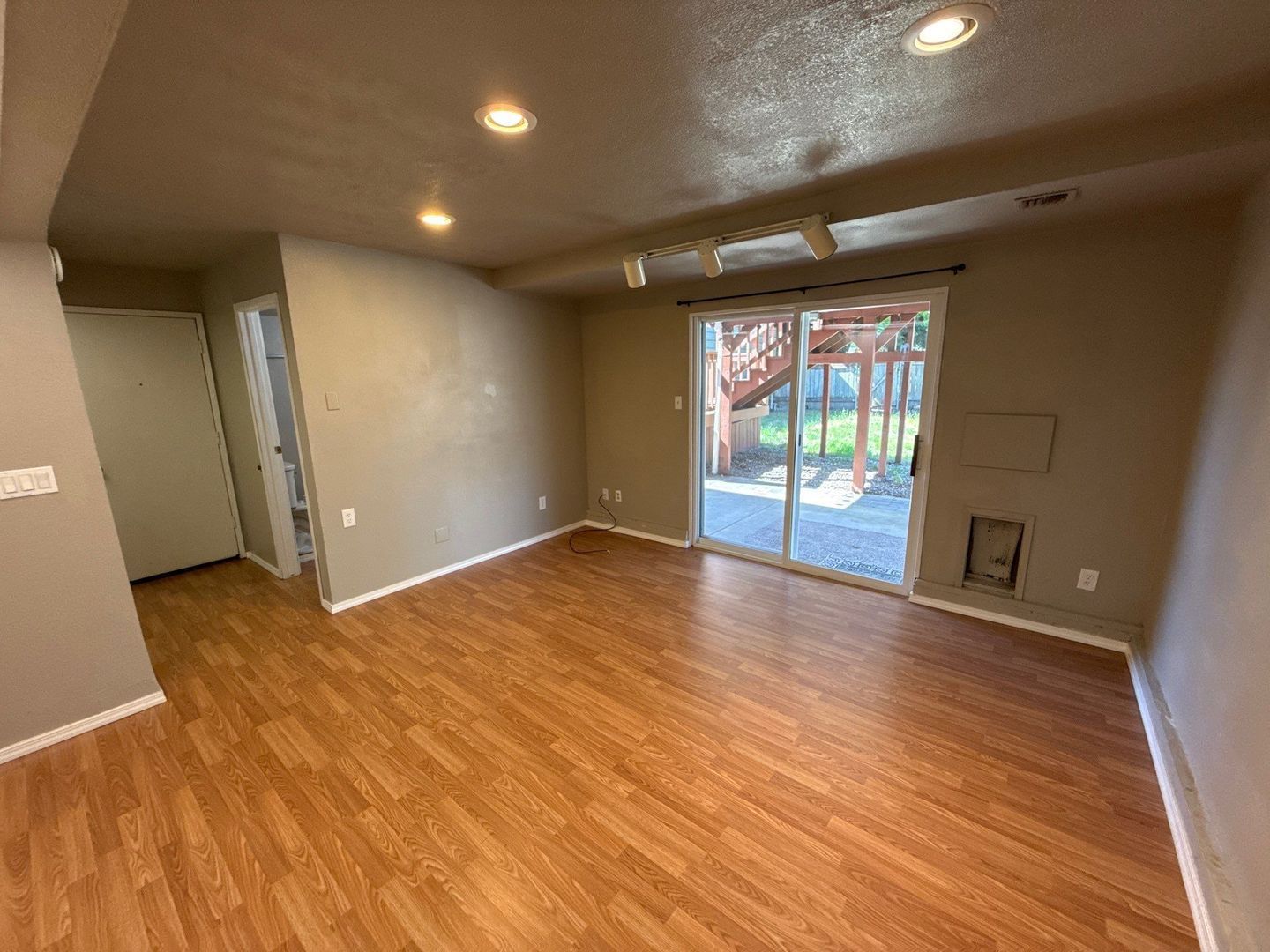 Gallery Image 31
