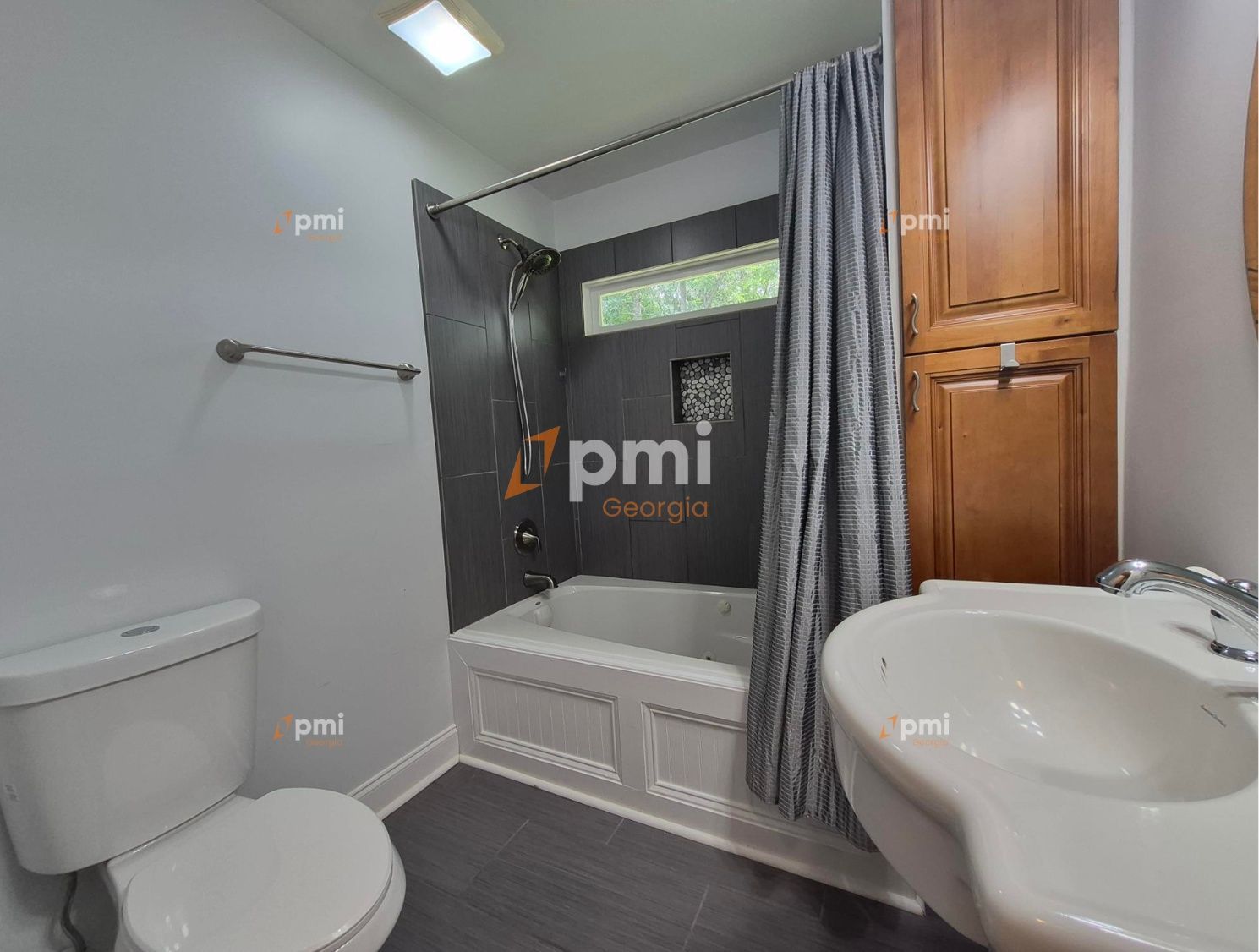 Gallery Image 14