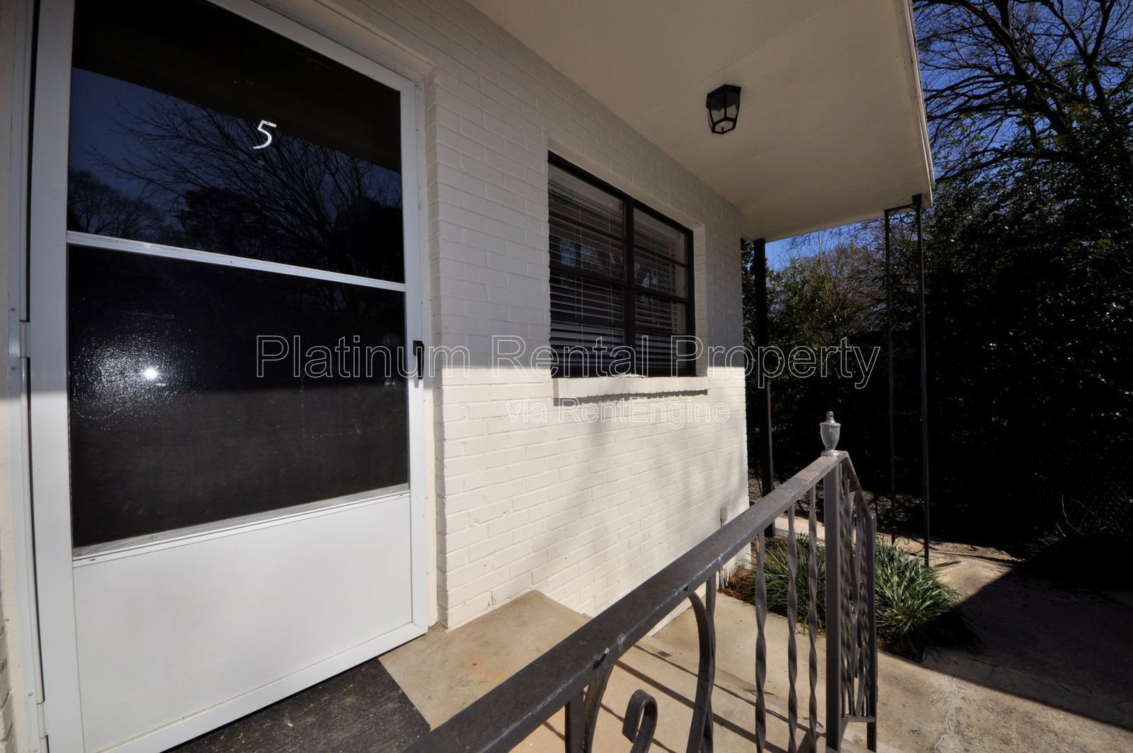 Gallery Image 17