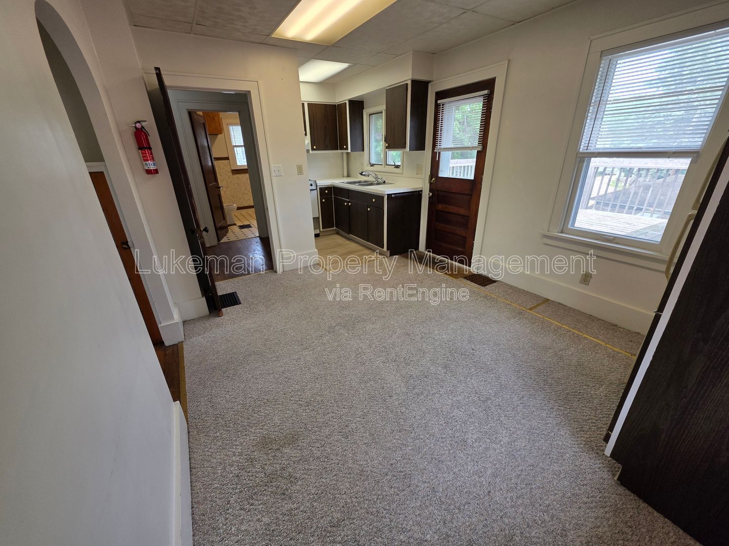 Gallery Image 0