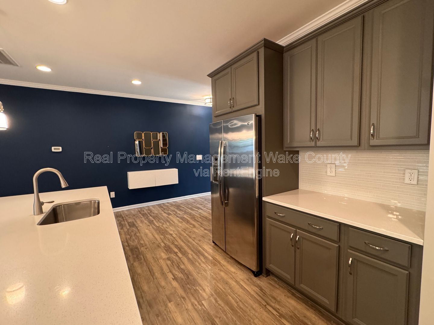 Gallery Image 18