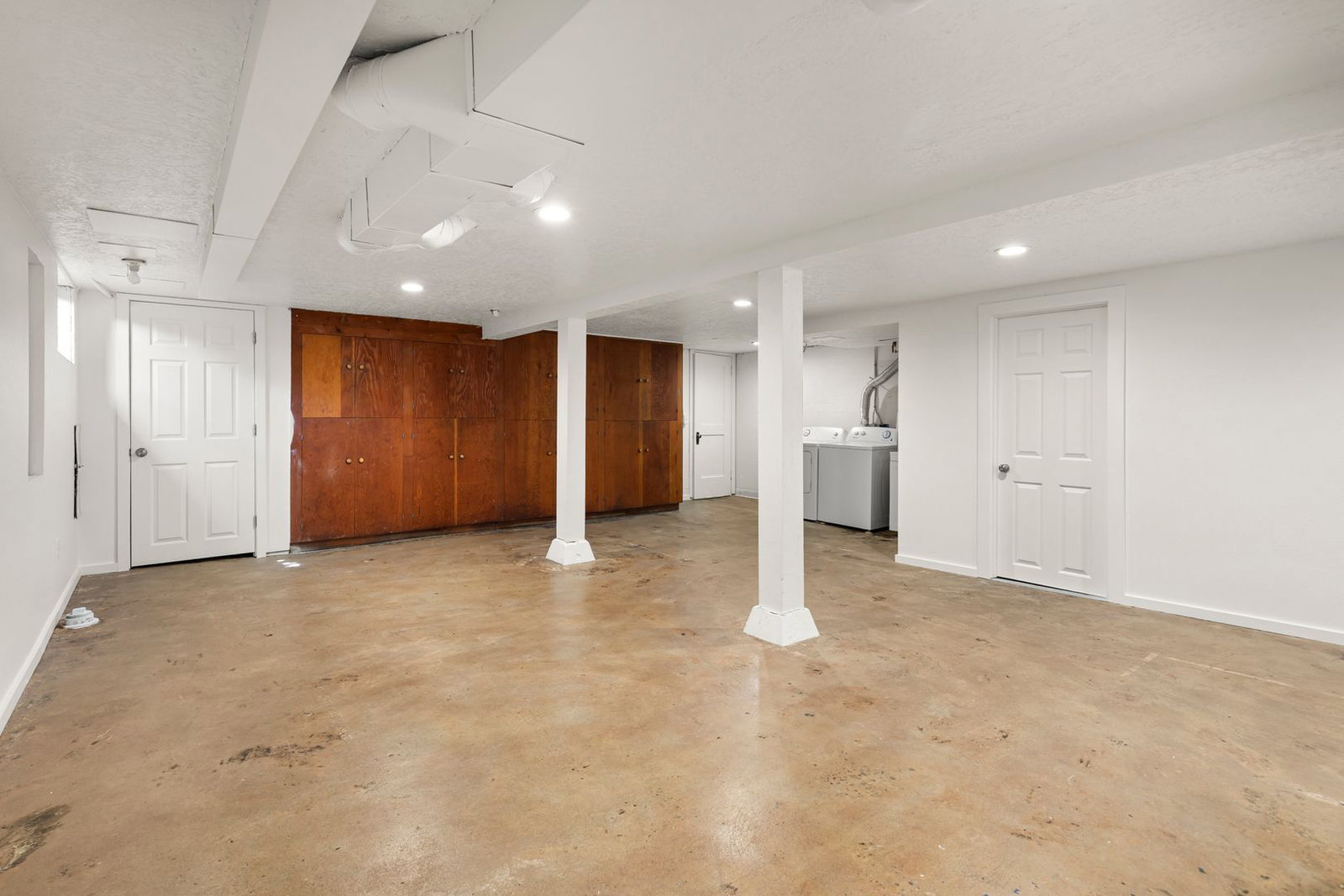 Gallery Image 17