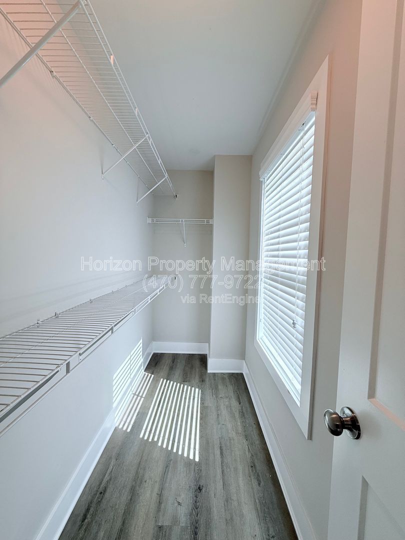 Gallery Image 11