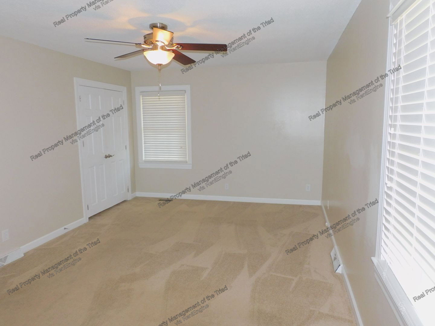 Gallery Image 19