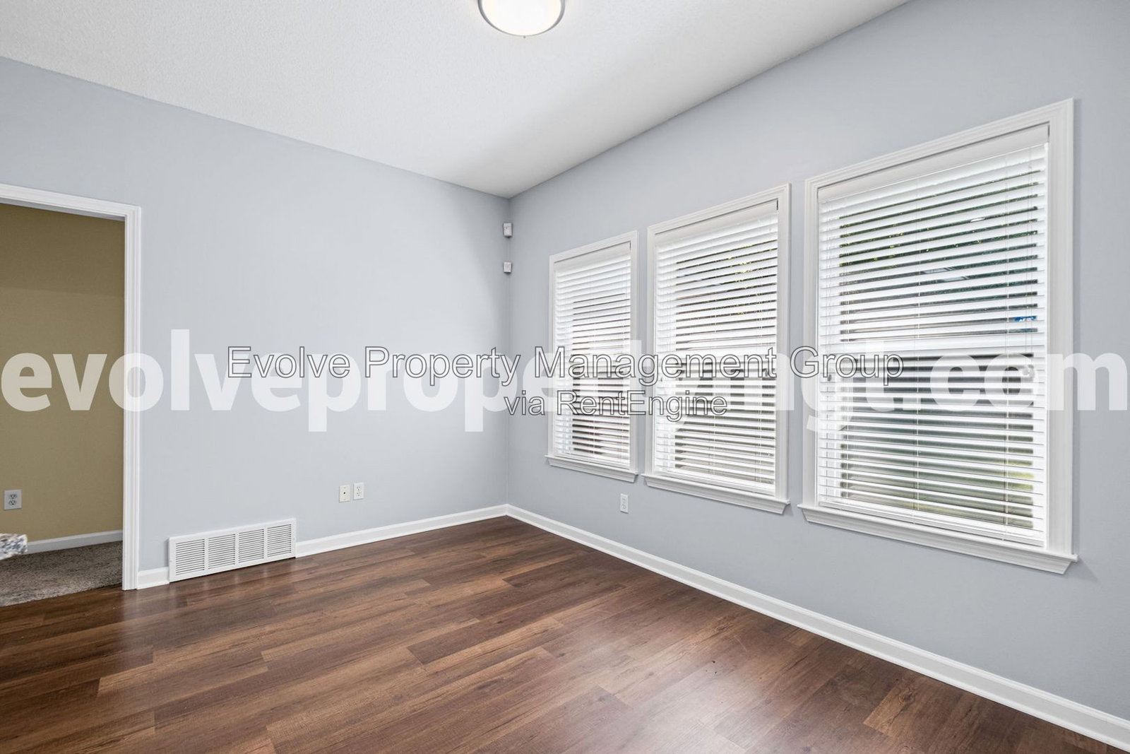 Gallery Image 16