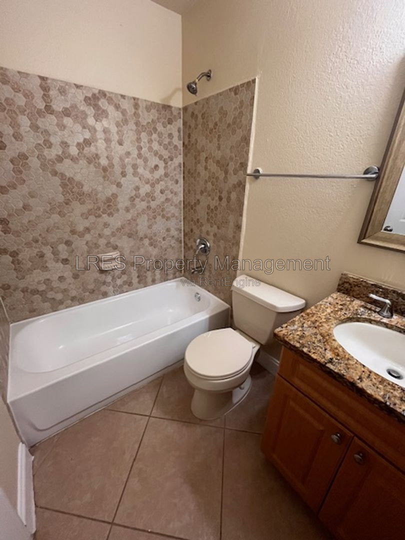 Gallery Image 16