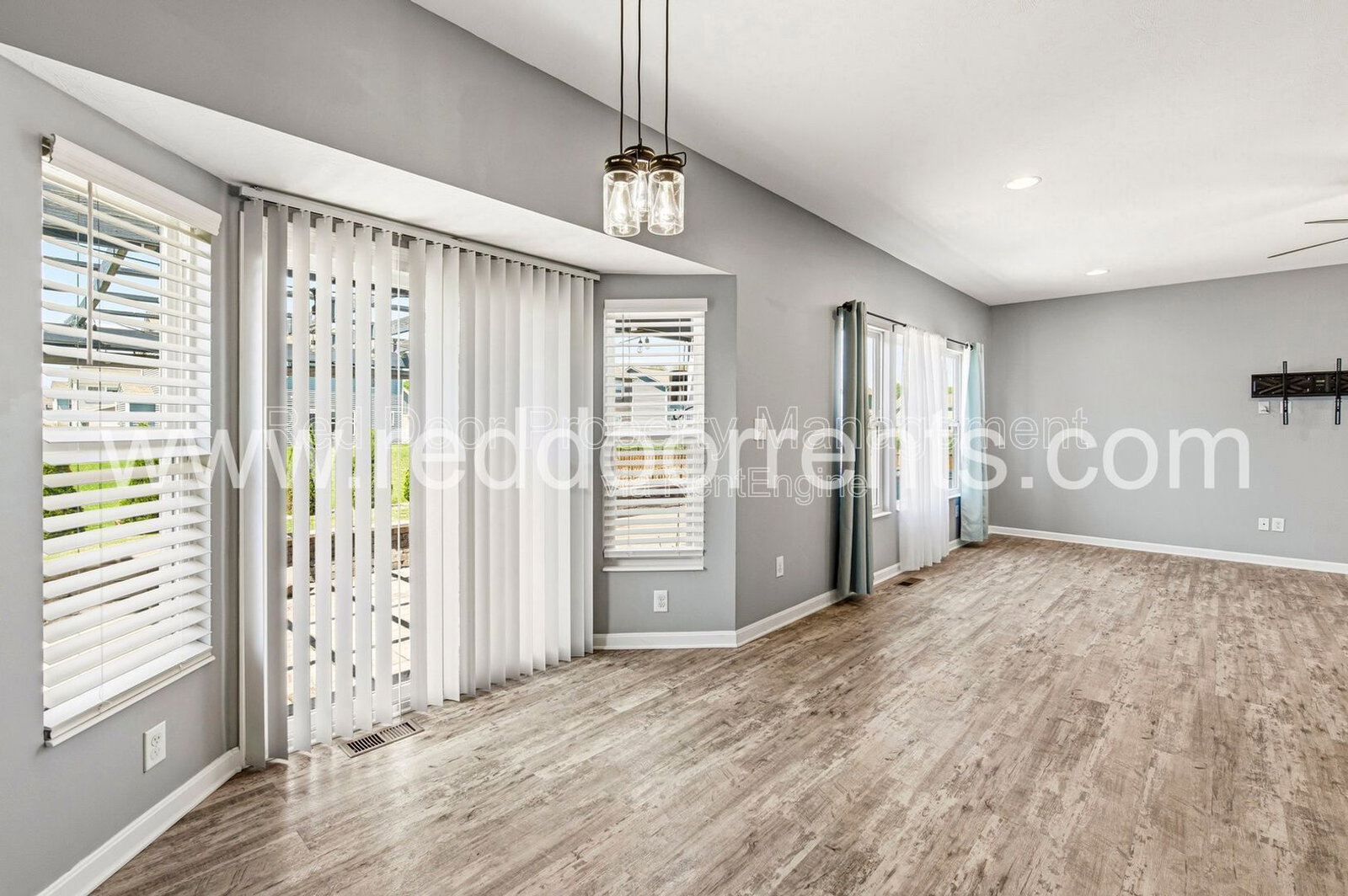 Gallery Image 38