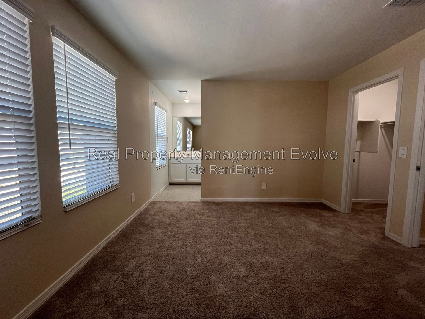 Gallery Image 34
