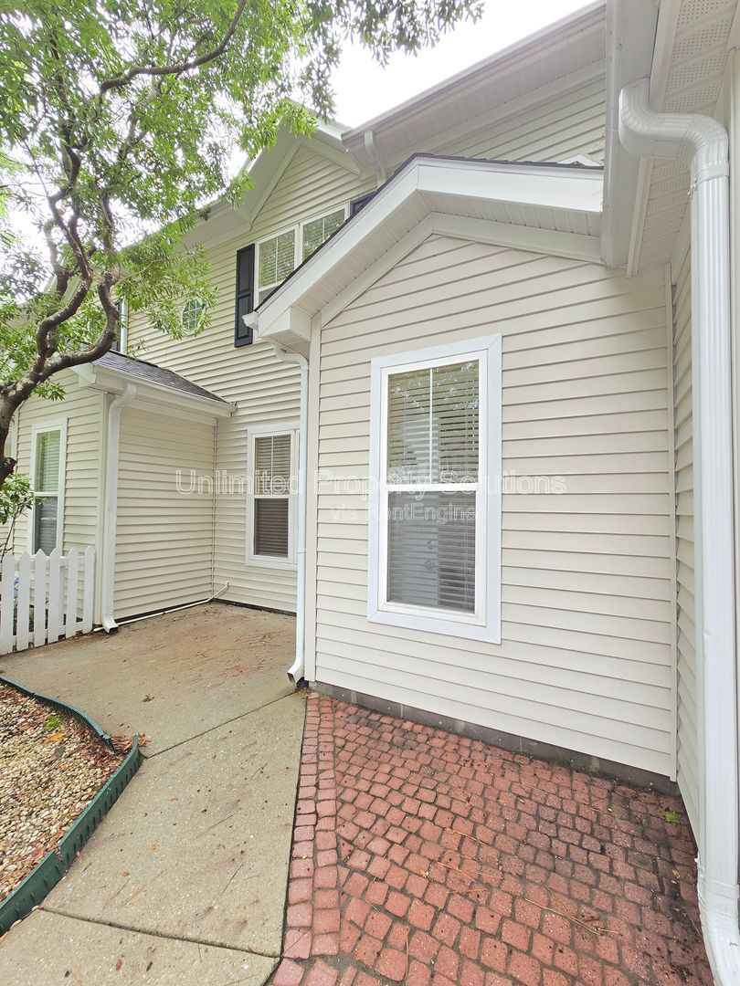 Gallery Image 0