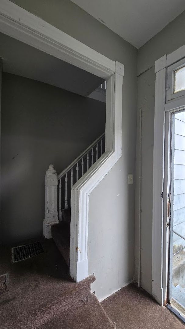 Gallery Image 33